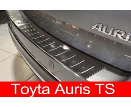 Накладка на бампер с загибом Toyota Auris Touring Sports (2013-...)