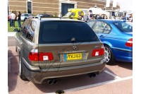 бампер задний BMW E39 Touring стиль М5 парктр.