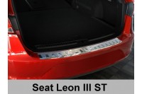 Накладка на бампер c загибом Seat Leon 3 5F (2013-...)