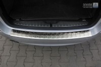 Накладка нержавейка на бампер с загибом и ребрами BMW 5 F11 Touring (kombi) 