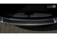 Накладка на бампер с загибом и ребрами BMW 5 F11 Touring (kombi) черная
