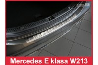Накладка на бампер с загибом и ребрами Mercedes E W213 Sedan