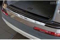 защитная накладка с загибом на край бампера Audi Q7 II 2015-...